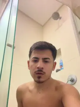 Cam4 Free Live Porn of lrodrigues1