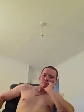 Cam4 Free Porn Cam of Cpmllvxxx