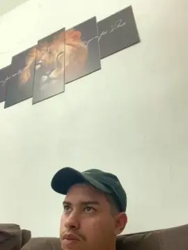 Cam4 Live Sex Cam of hugo7084