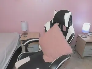 Cam4 Sex Cam of Lovelyy_D