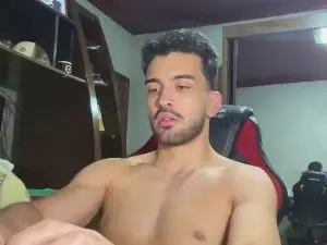 Cam4 Free Live Porn of Drgym18