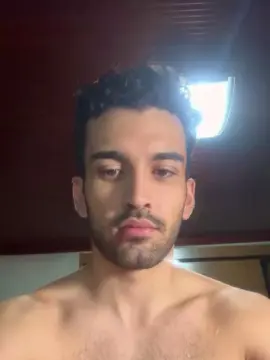 Cam4 Free Live Porn of Drgym18