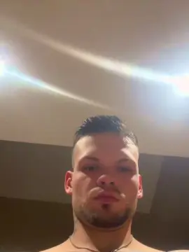 Cam4 Watch Live Sex Cams of nicolas2471