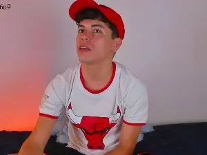 Cam4 Watch Live Sex Cams of luch6o9
