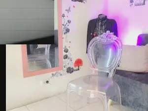 Cam4 Watch Live Sex Cams of Zully_Green