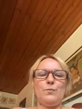 Cam4 Free Porn Cam of lucestellata
