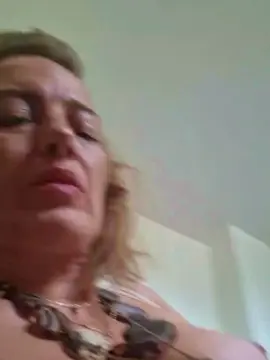 Cam4 Adult Webcam of C18cri