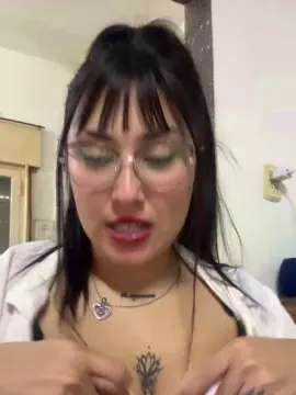 Cam4 Adult Webcam of Lareyni26