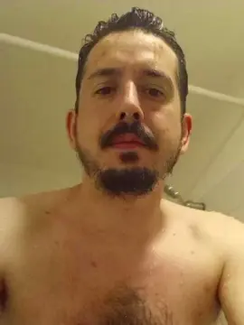 Cam4 Live Sex Cam of GutsXbsk