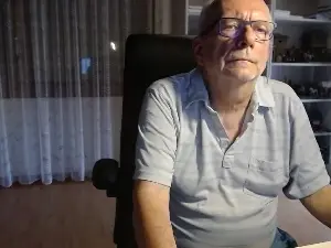 Cam4 Free Live Porn of taxidancer1