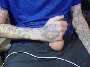 Cam4 Live Sex of HungHerb1992