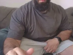 Cam4 Free Live Porn of Hugehairymacho