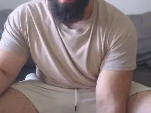 Cam4 Free Live Porn of Hugehairymacho