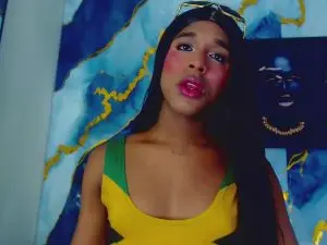 Cam4 Watch Live Sex Cams of Nashla_D