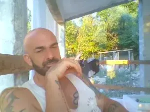 Cam4 Live Sex Cam of ilciuciu20