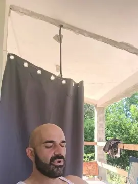 Cam4 Free Live Porn of ilciuciu20