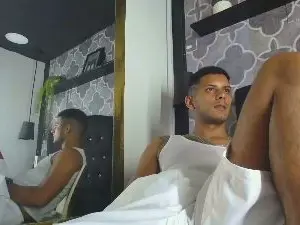 Cam4 Live Sex of Chris_Dick99