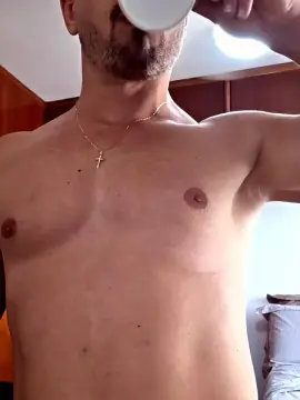 Cam4 Live Porn of thom_rj_87