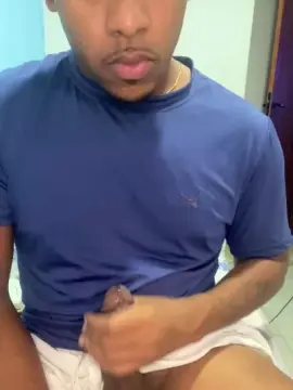 Cam4 Free Live Porn of indionxvin777