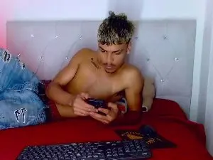 Cam4 Live Porn of angel_foxc_