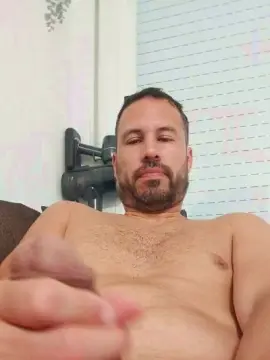 Cam4 Free Live Porn of Landry84