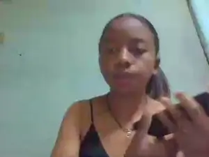Cam4 Free Live Porn of Rasoanir