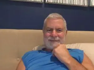 Cam4 Live Sex of hairydaddyxx1