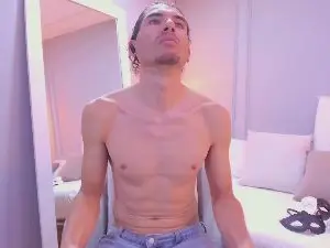 Cam4 Live Porn of AntonyStone