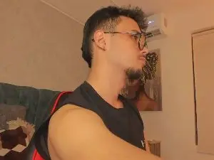 Cam4 Watch Live Sex Cams of Alhan_Twink