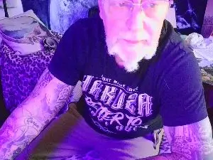 Cam4 Free Live Porn of blindsurfer