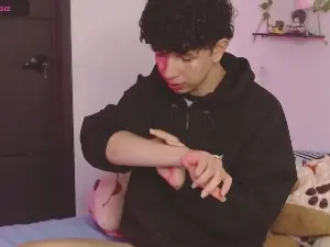 Cam4 Sex Chat of cuddly_twink