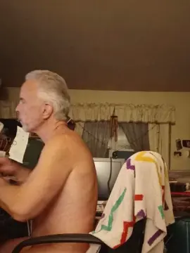 Cam4 Live Porn of NakedG