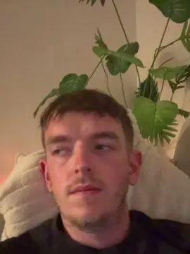 Cam4 Nude Webcam of Bigdicktom69