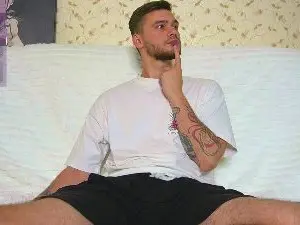 Cam4 Live Porn of johnstoneisland