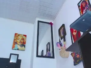Cam4 Free Porn Cam of vogue_bich