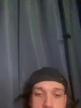 Cam4 Free Live Porn of lucky867