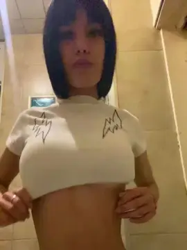 Cam4 Free Live Porn of Chulita22