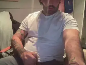 Cam4 Live Sex of andres__9320