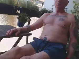 Cam4 Sex Cam of kinkyguy07