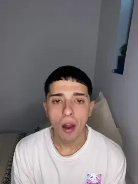 Cam4 Watch Live Sex Cams of Thomikaty98
