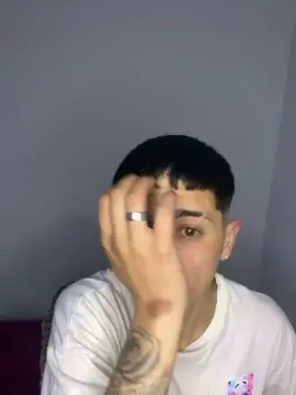 Cam4 Free Porn Cam of Thomikaty98