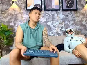 Cam4 Sex Cam of Julian_and_Axel