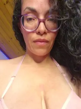 Cam4 Sex Cam of Lucci_Lovee