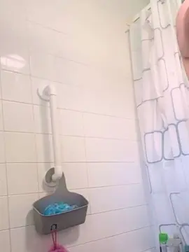 Cam4 Live Porn of bikerbear197