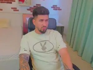 Cam4 Live Porn of LoganStroud