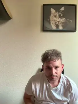 Cam4 Live Sex Cam of JOEY2604