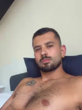 Cam4 Watch Live Sex Cams of Minibebess21