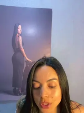 Cam4 Free Live Porn of Elamesma_