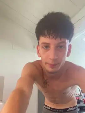 Cam4 Adult Webcam of Leonardo250606
