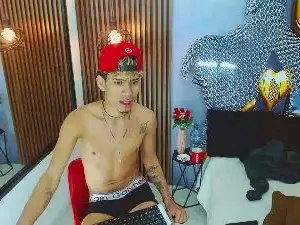 Cam4 Adult Webcams of SkinnycuteAlyer